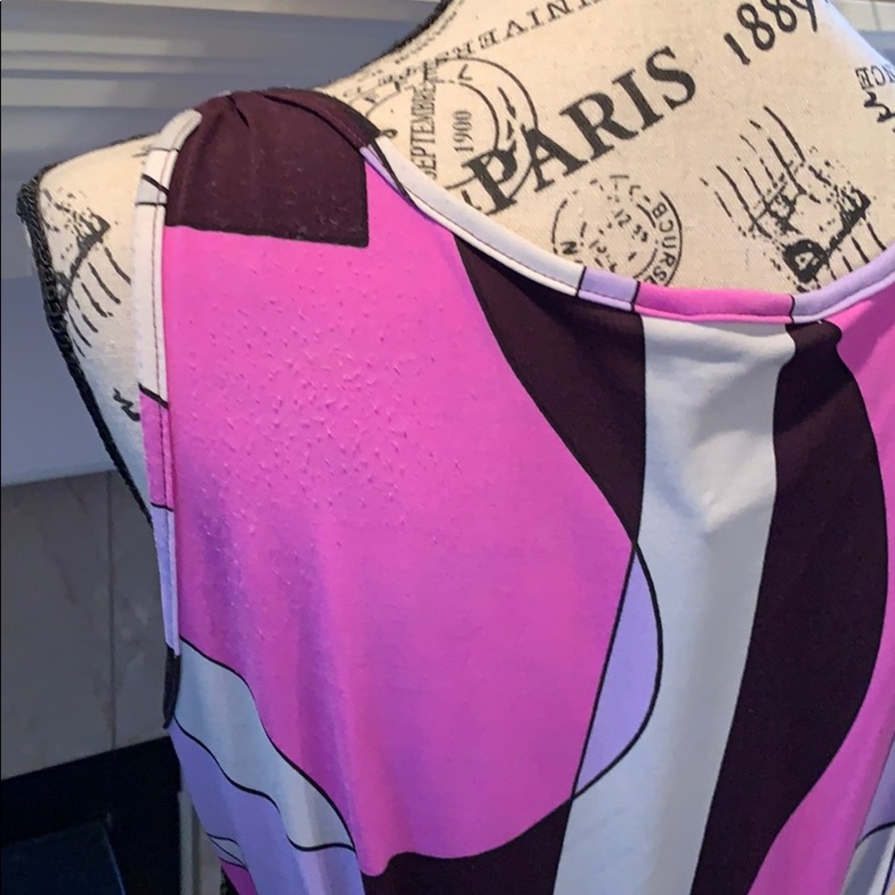 Dressy tank  that makes a BOLD statement - Picture 5 of 5